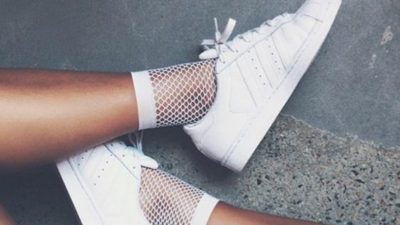 baskets et chaussettes