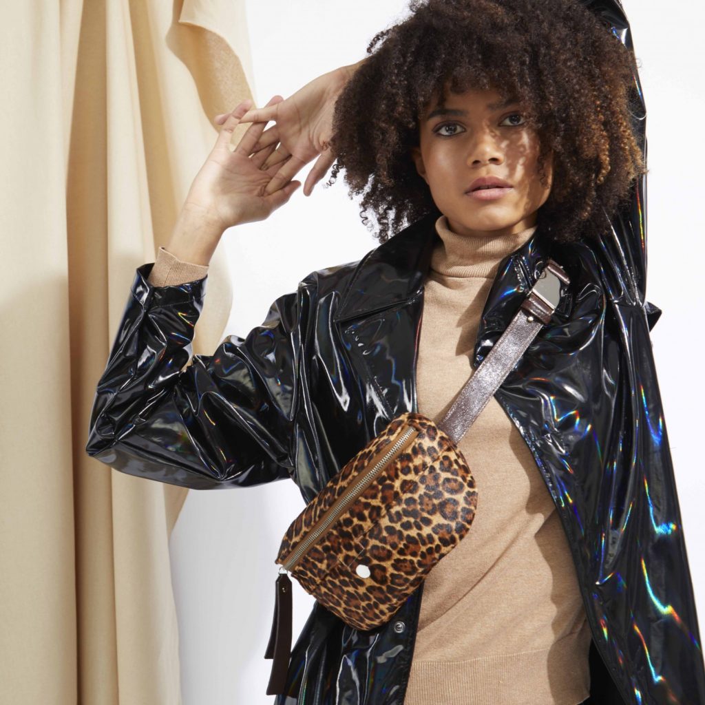 banane sac leopard maroquinerie